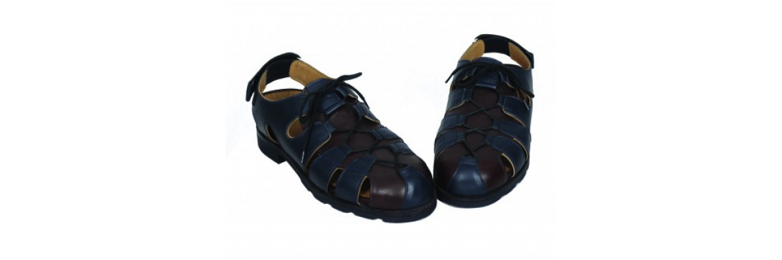 Orthopedic shoes